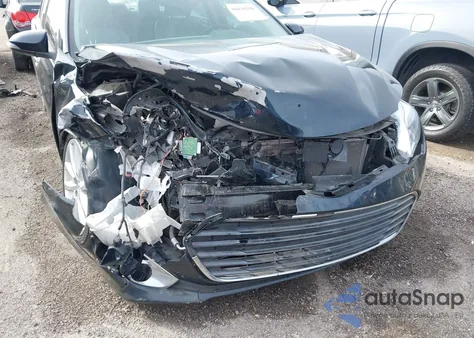 2015 Toyota Avalon Limited z USA, uszkodzony, nr VIN 4T1BK1EB1FU152109